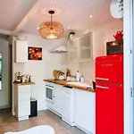 2 Pieces Proche Centre Et Apartment Saint-Raphael (Var)