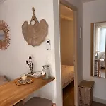 2 Pieces Proche Centre Et Apartment Saint-Raphael (Var)