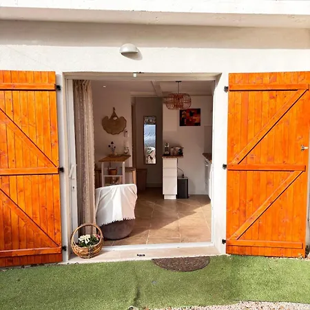 2 Pièces Proche Centre Et Appartement