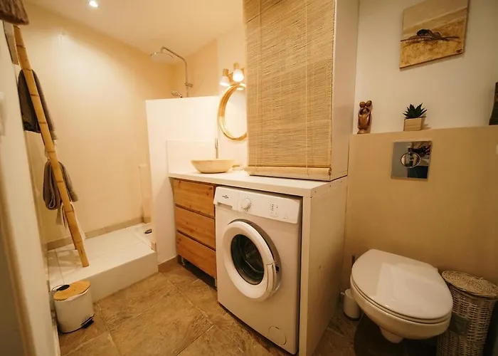 2 Pieces Proche Centre Et * Saint-Raphaël