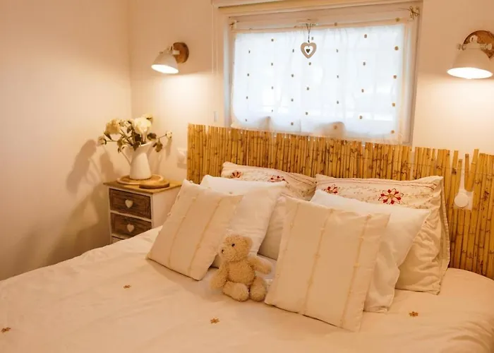 2 Pieces Proche Centre Et Apartmán