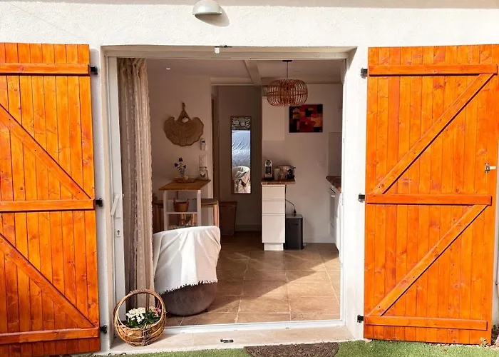 2 Pieces Proche Centre Et Apartmán